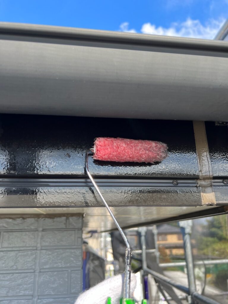 鼻隠し下塗り<br />
（専用の下塗りを塗りました。））