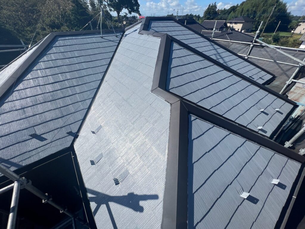 下塗り２回目（完了）<br />
※下塗り2回目で真っ白く仕上がりましたので、これで下塗りはばっちりです!!）