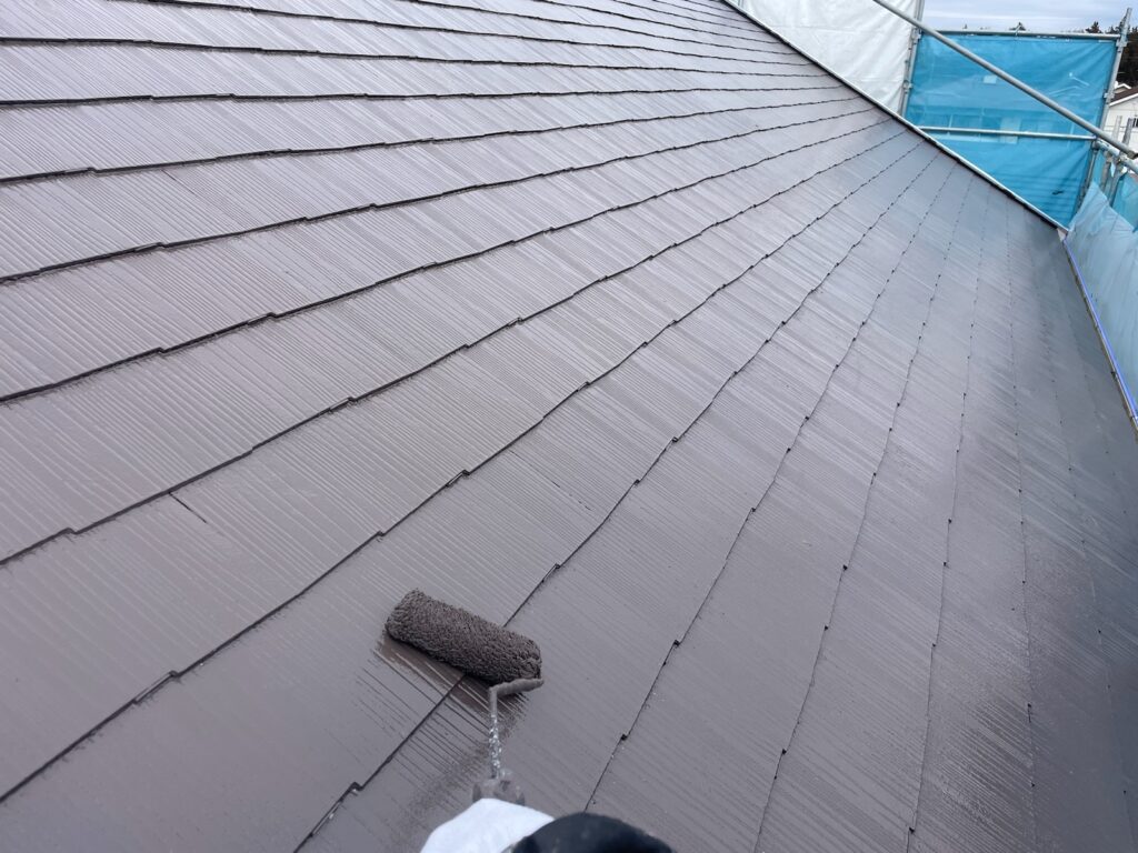 屋根上塗り