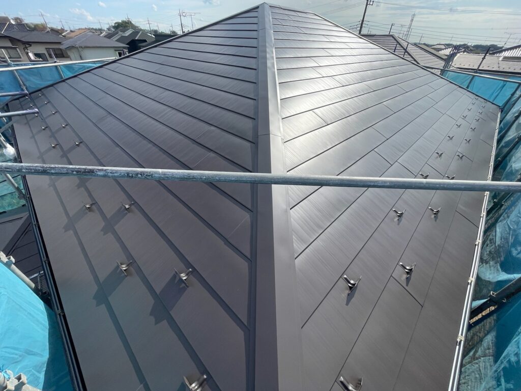 施工完了（大屋根）<br />
美しい屋根の完成です👍