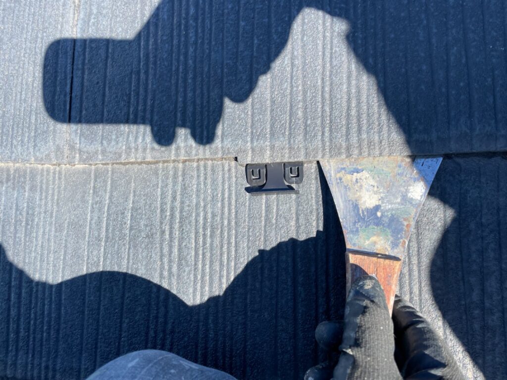 タスペーサー01取り付け<br />
（雨漏れ防止の為に必要な工程です。）