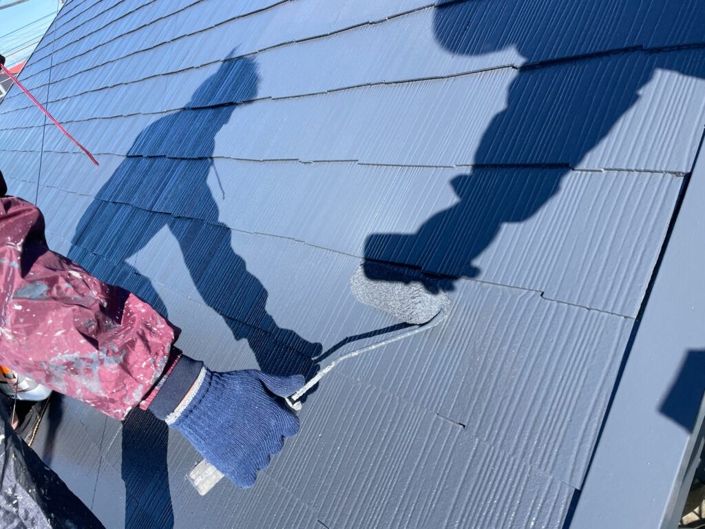 屋根上塗り