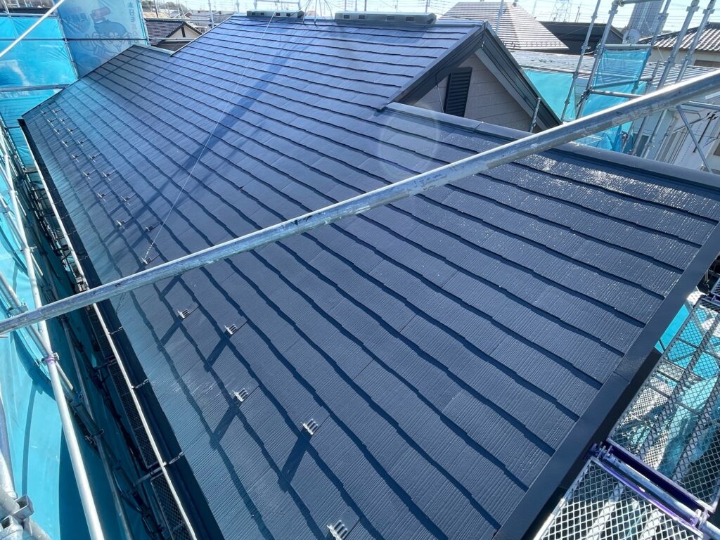 屋根上塗り（完了）