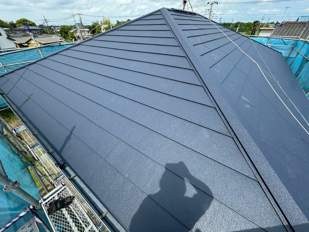 施工完了（大屋根）<br />
美しい屋根の完成です👍