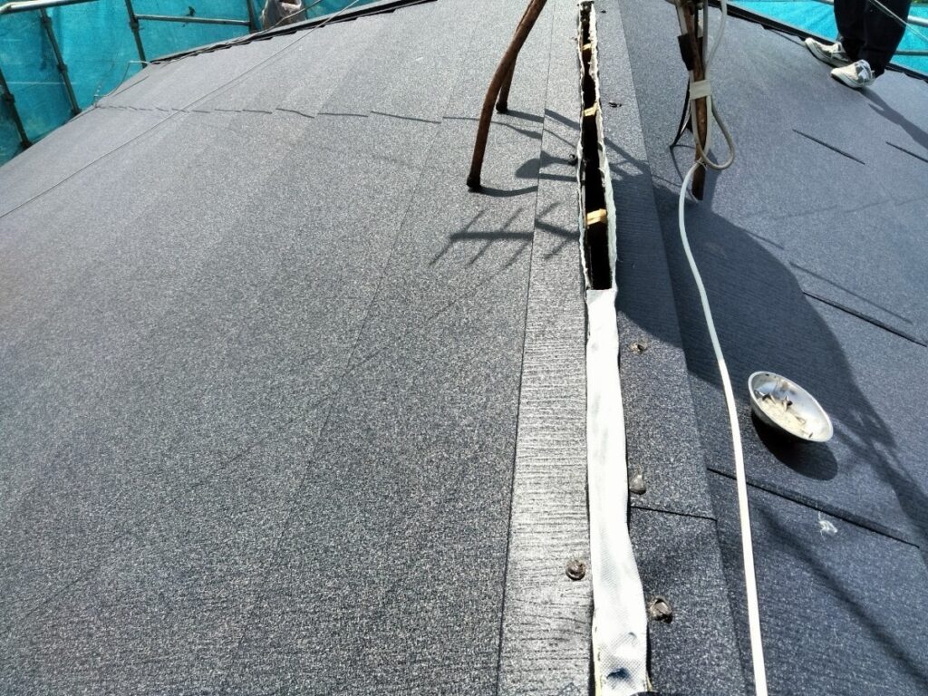 換気棟の下地穴あけ