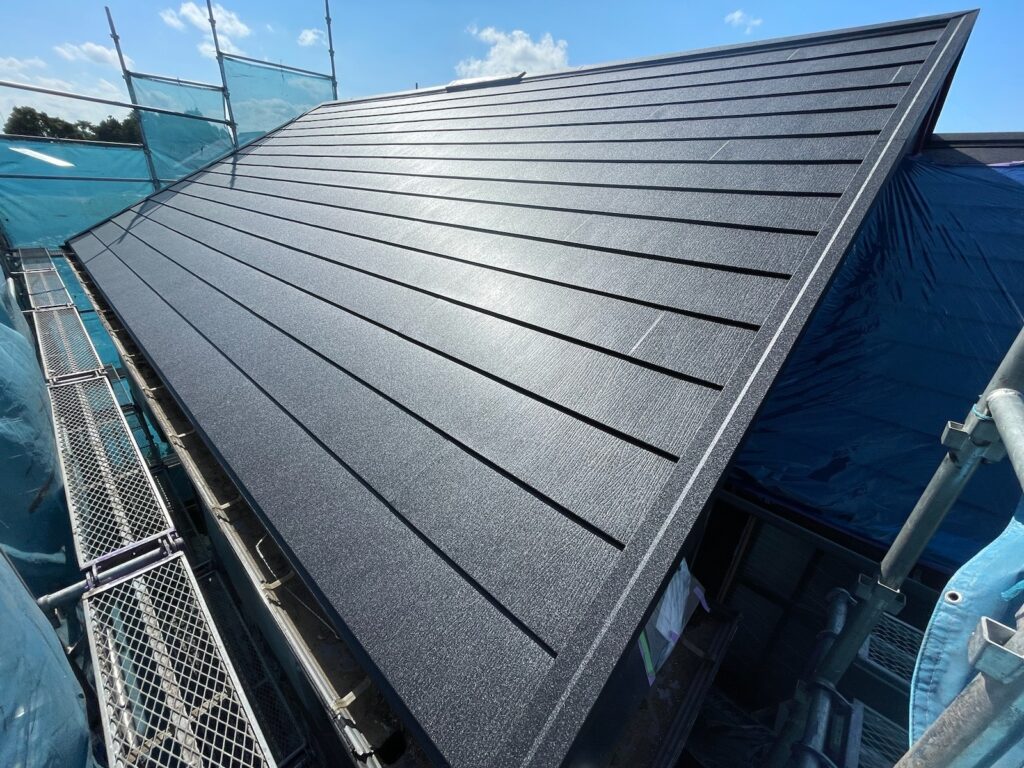 施工完了（大屋根）<br />
美しい屋根の完成です👍