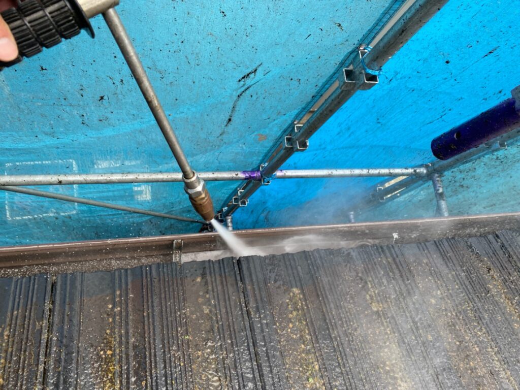 雨樋中洗浄<br />
