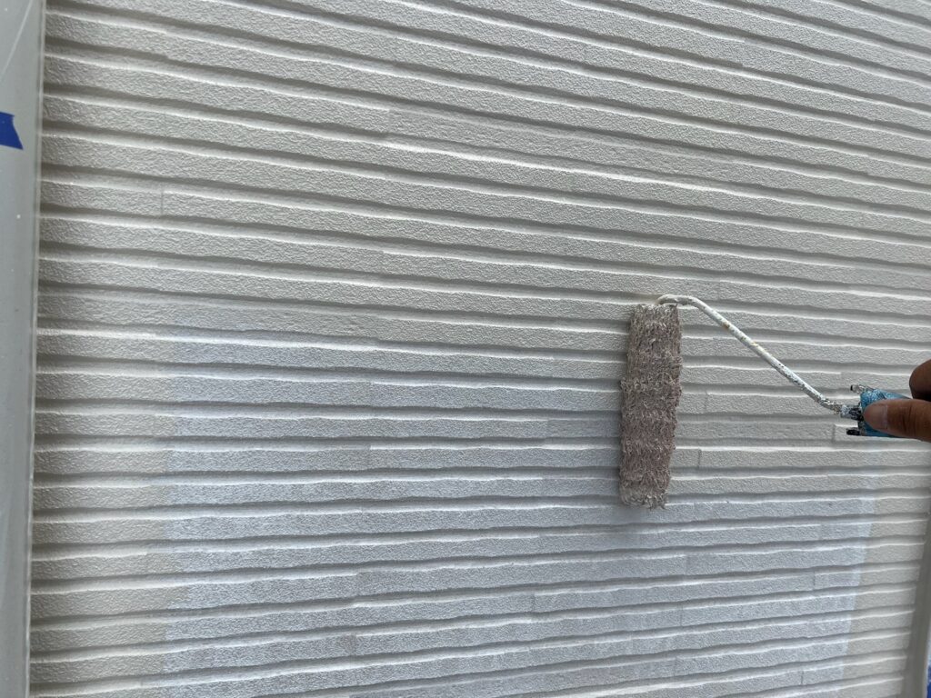 外壁中塗り<br />
（NO.74）