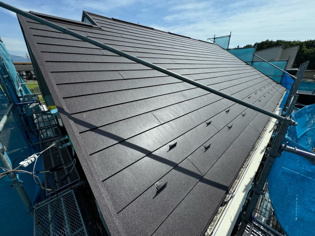 施工完了（大屋根）<br />
美しい屋根の完成です👍