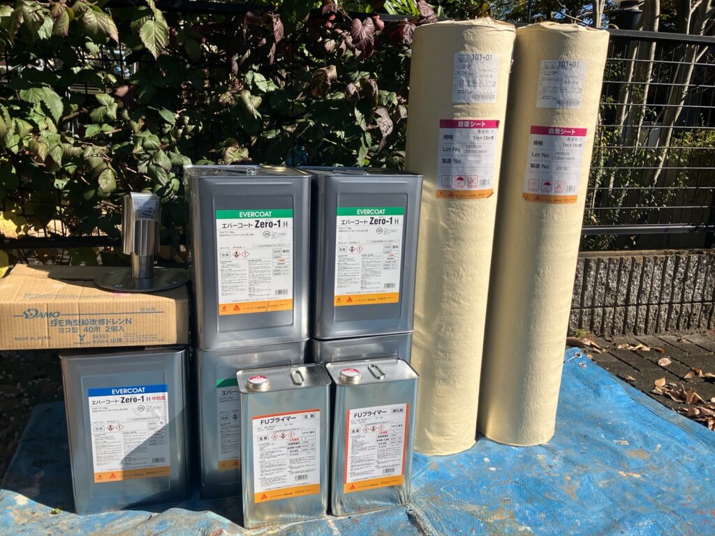 使用材料<br />
→ウレタン防水材料・トップコート材料・自着シート・専用プライマー