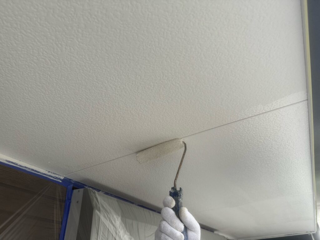 軒天上塗り（完了）