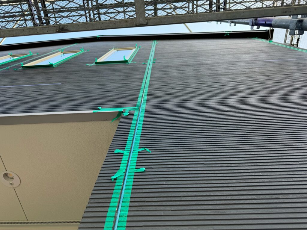 テープ貼り（養生）