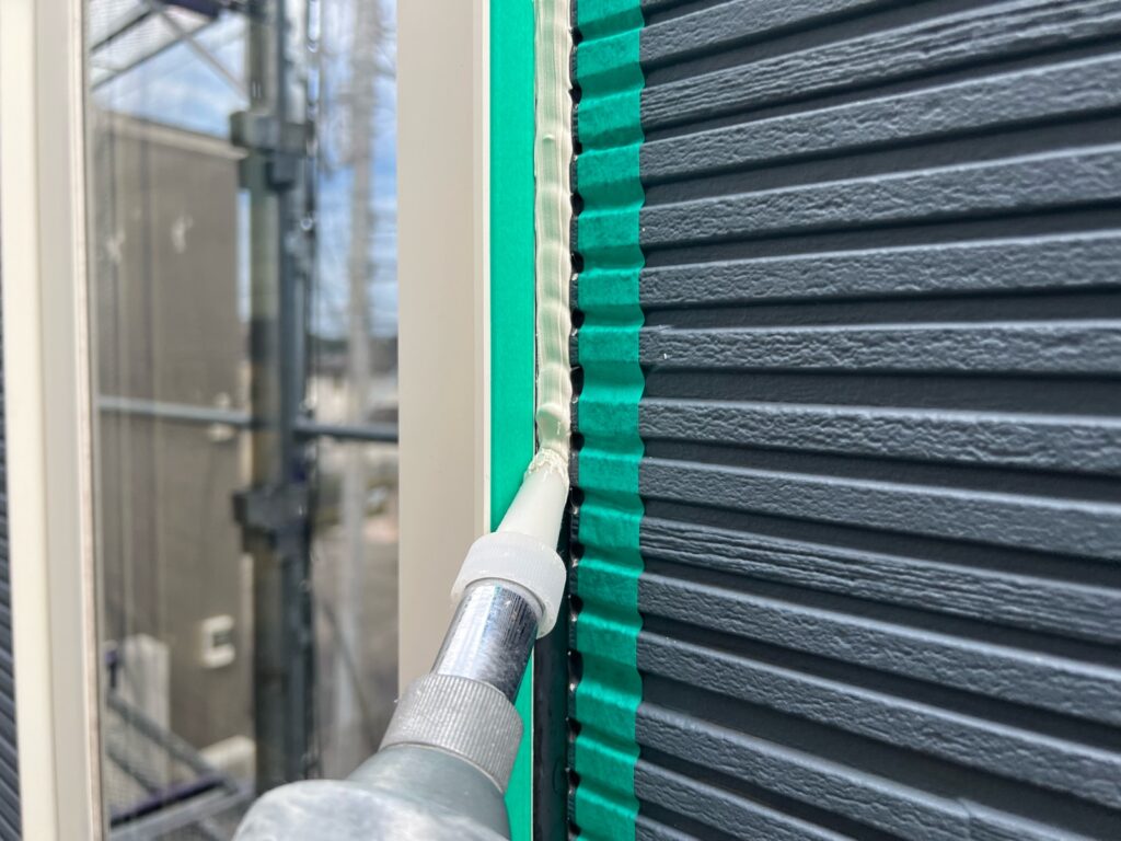 コーキング打ち込み