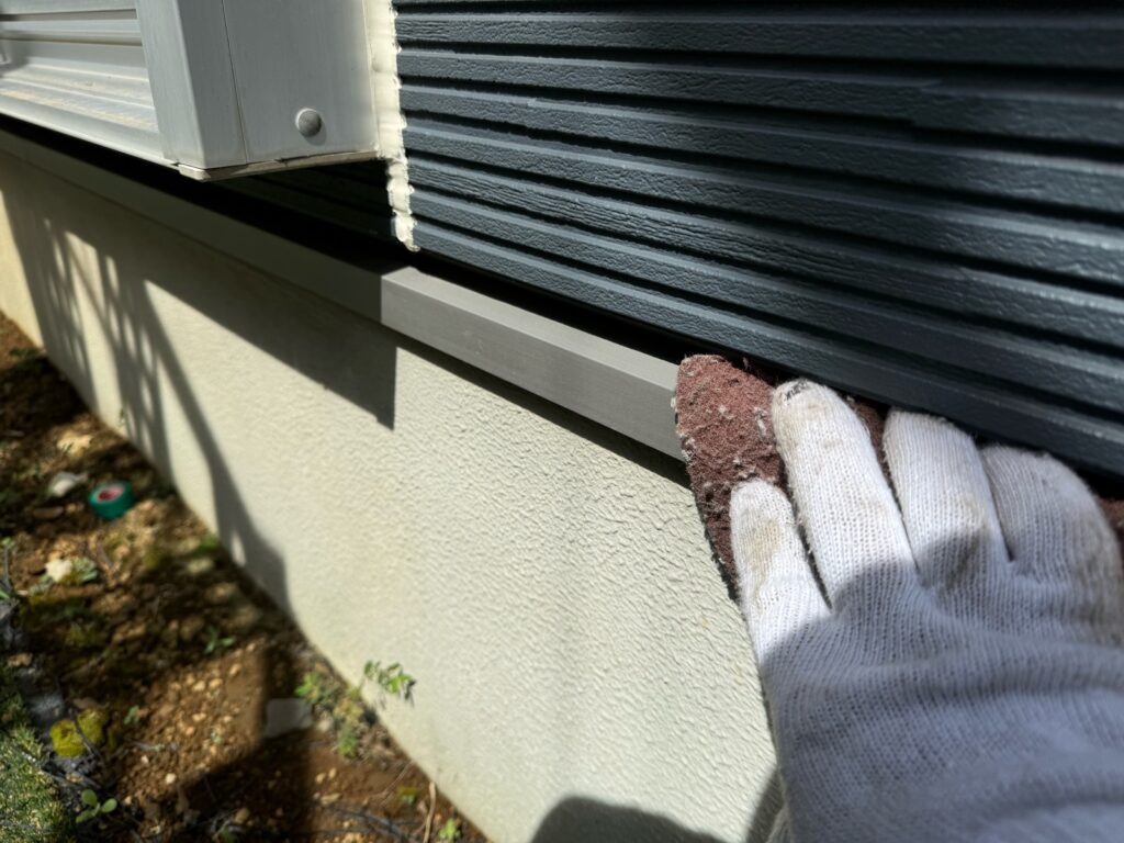 水切りケレン<br />
（下地調整）