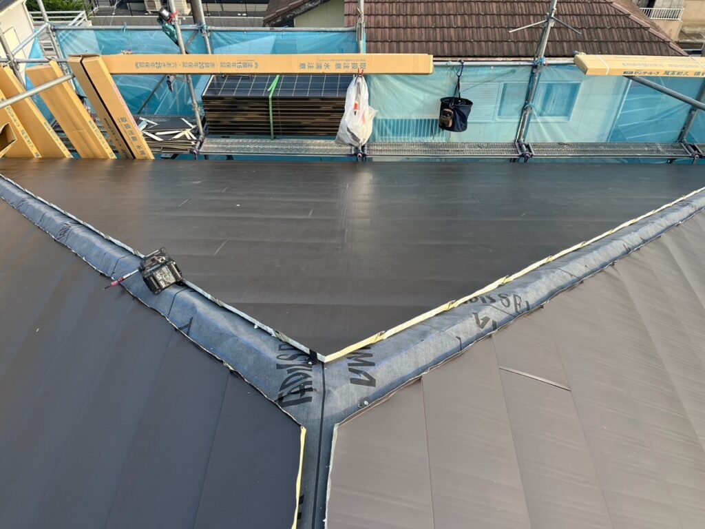 屋根本体取り付け