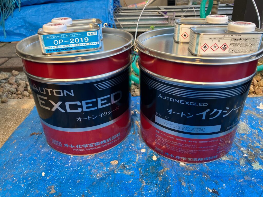 使用材料<br />
←コーキング材料<br />
（高耐久コーキング材になります。）