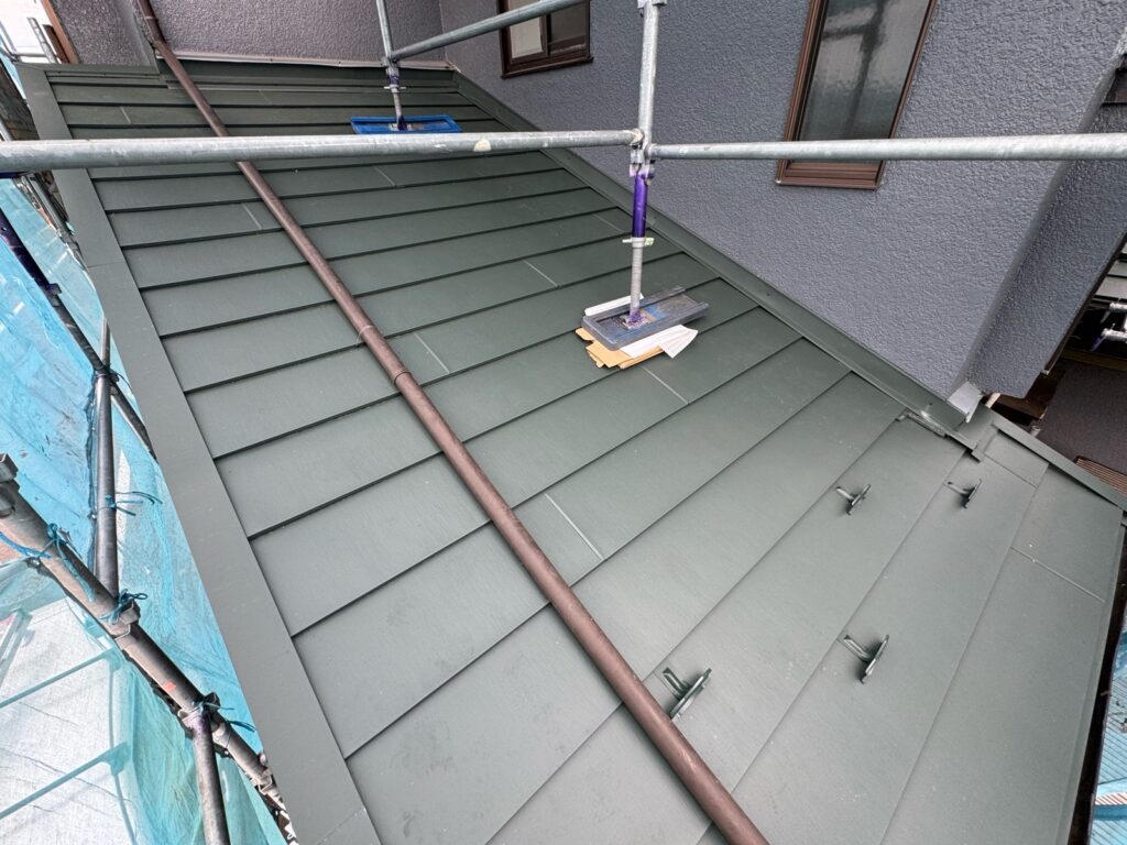 施工完了：下屋根<br />
