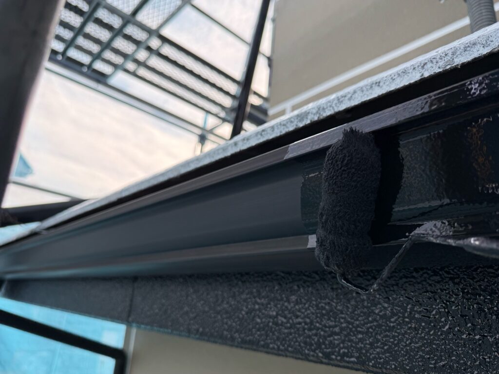 雨樋・鼻隠し中塗り