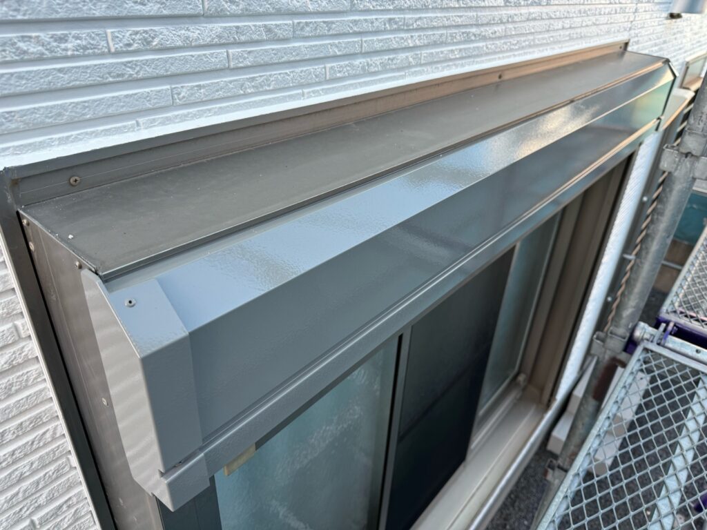 シャッターＢＯＸ上塗り（完了）