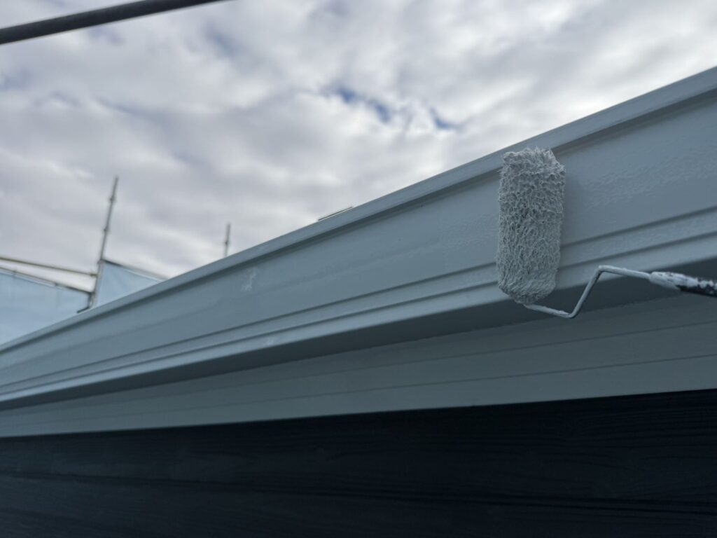 雨樋・鼻隠し上塗り