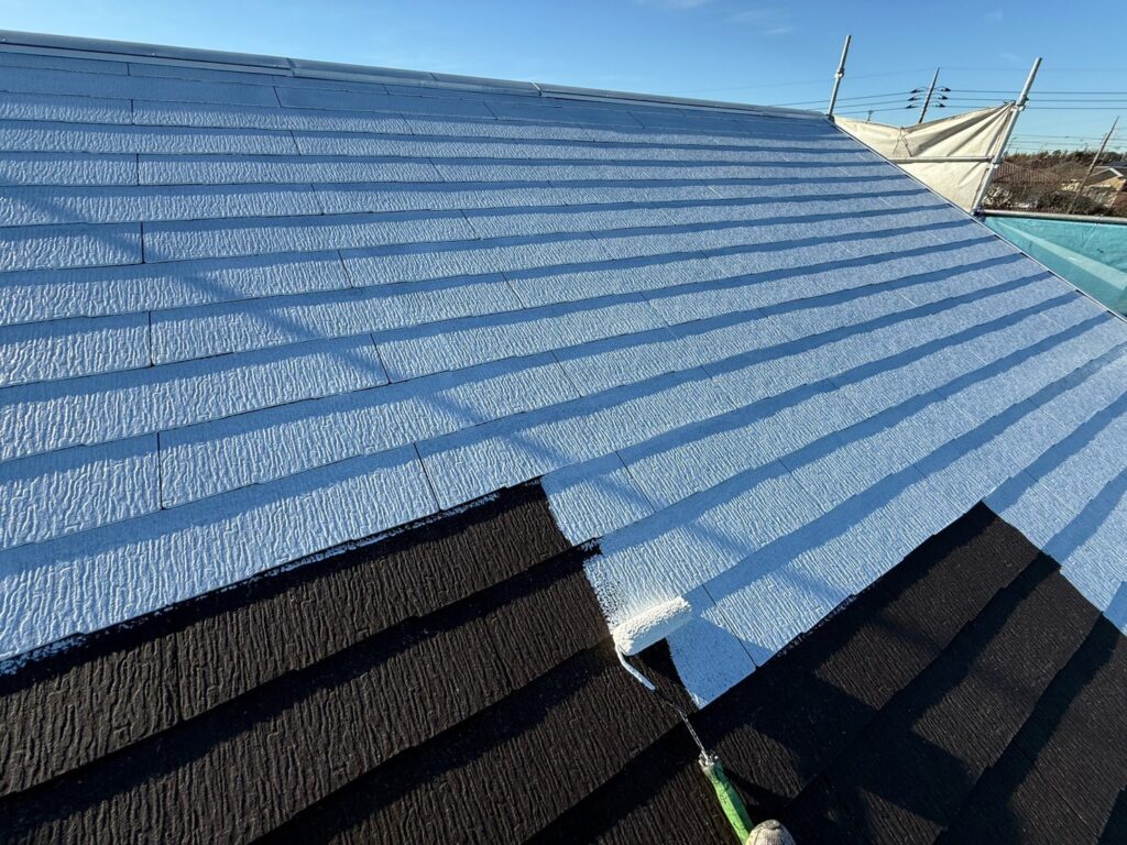 屋根下塗り<br />
