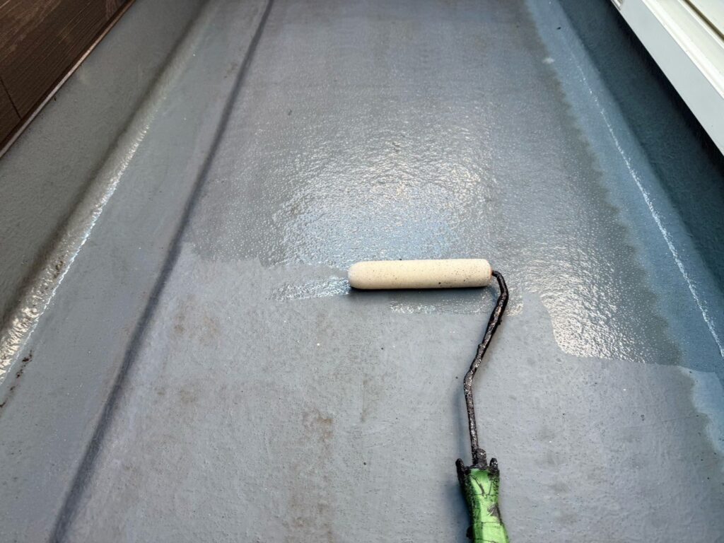 プライマー塗布（下塗り）