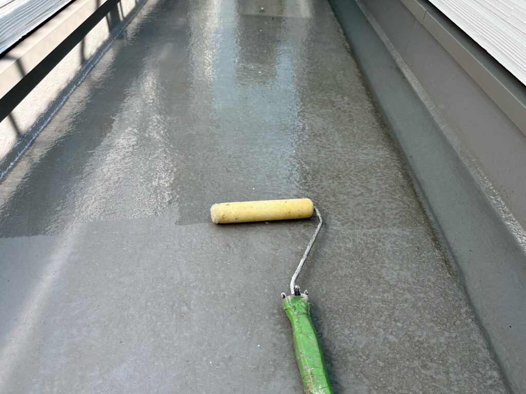 プライマー塗布（下塗り）