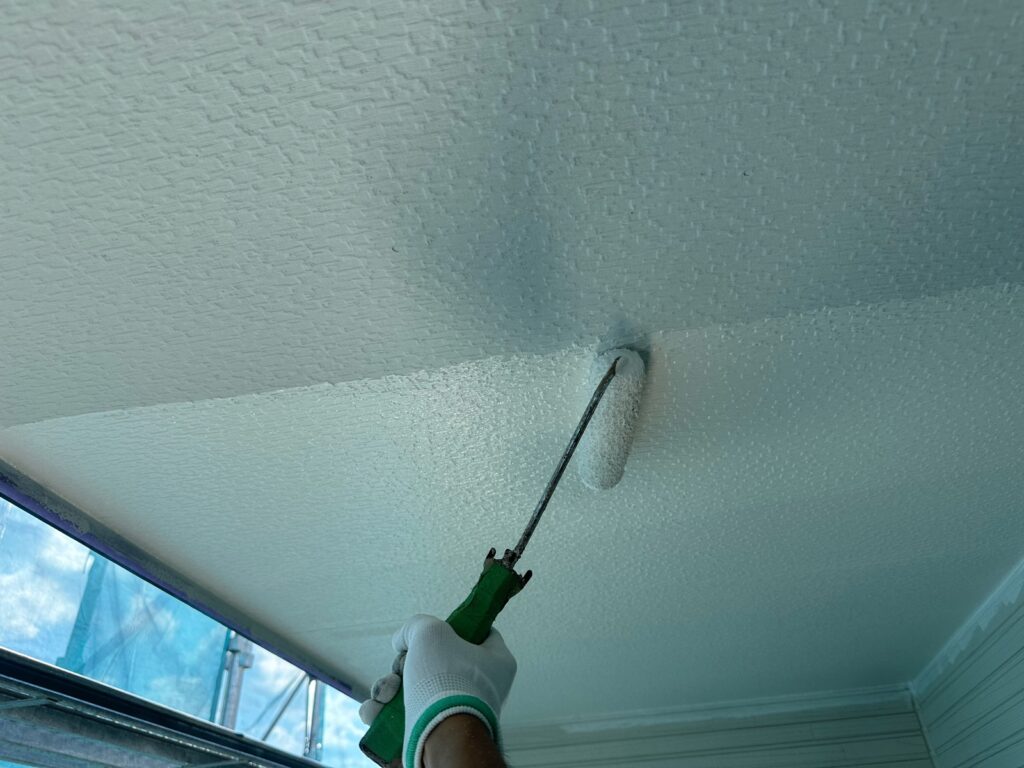 軒天中塗り<br />
