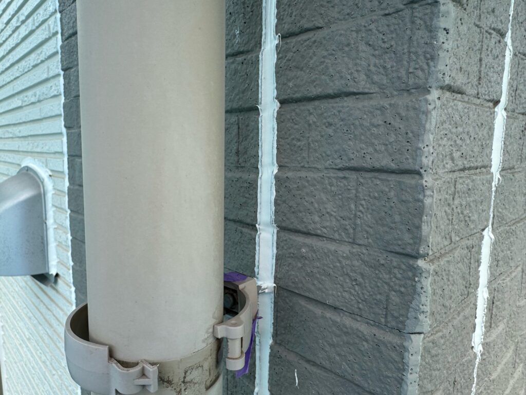 目地コーキング：コーキングならし（完了）