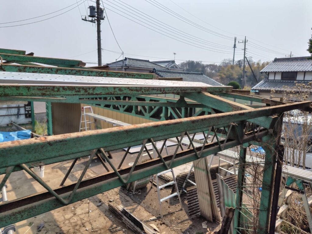 屋根本体取り付け