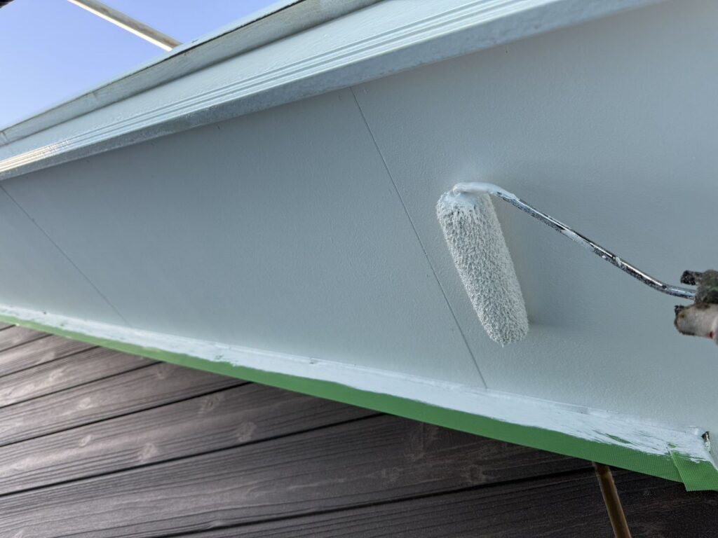 軒天上塗り（完了）