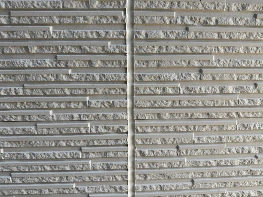 目地コーキング：コーキングならし（完了）