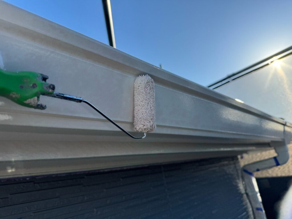 雨樋・鼻隠し上塗り