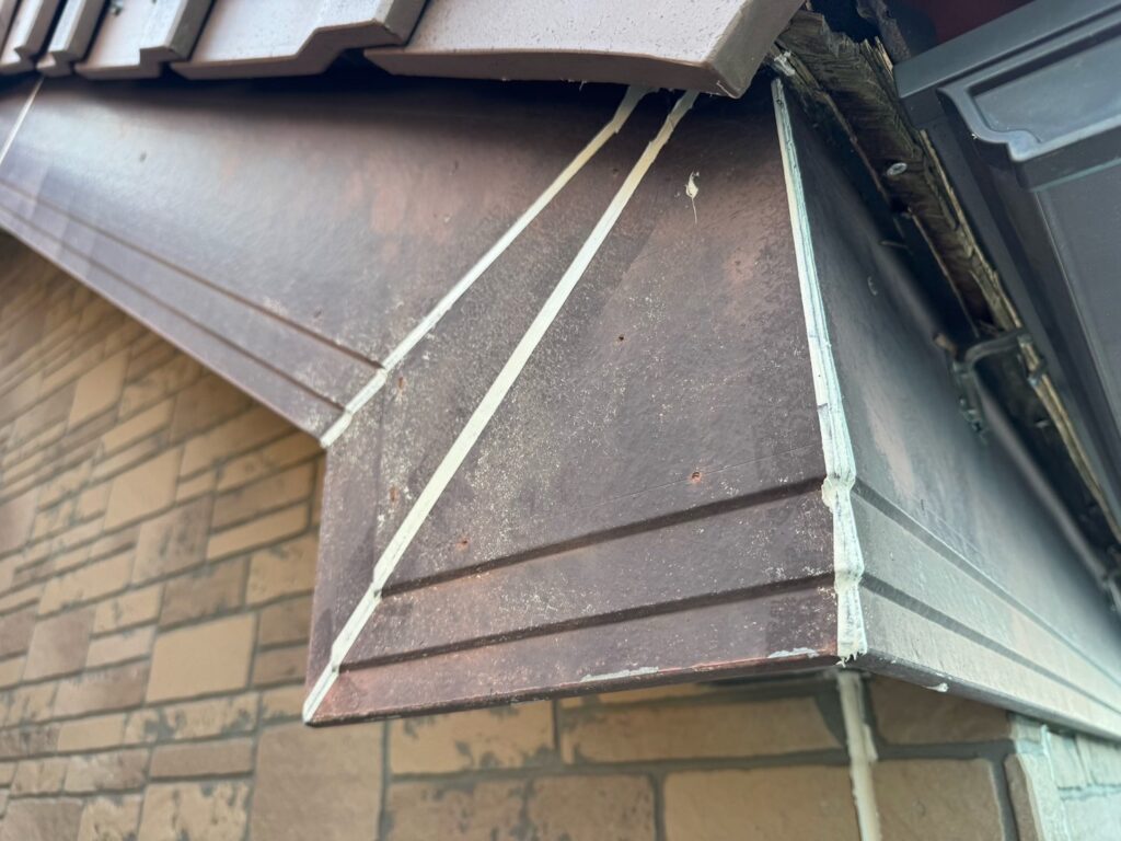 破風板コーキング(完了)