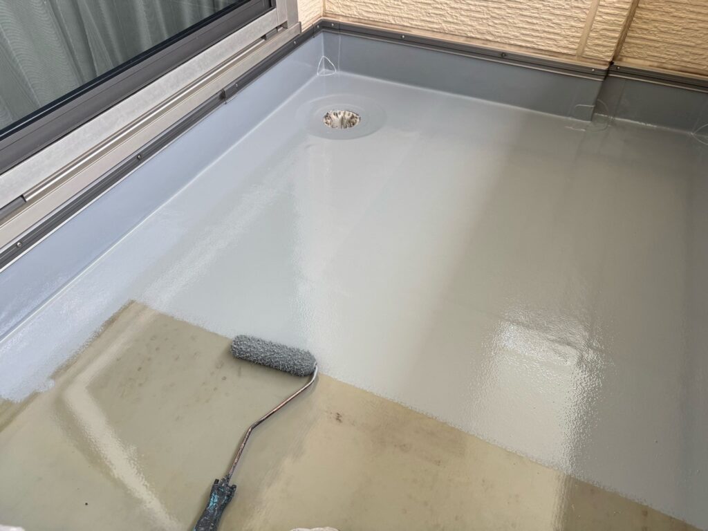 ベランダ床：トップコート1層目