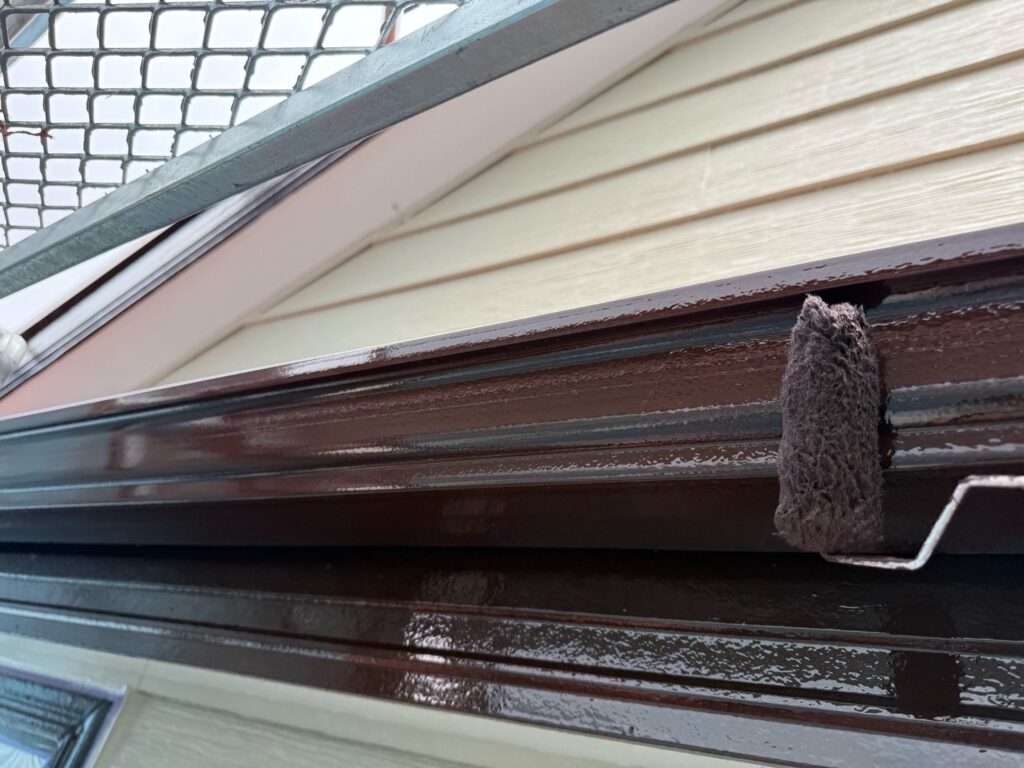 雨樋・鼻隠し:上塗り