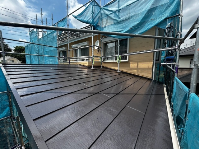 取手市での屋根カバー工法はタカハシルーフにお任せください